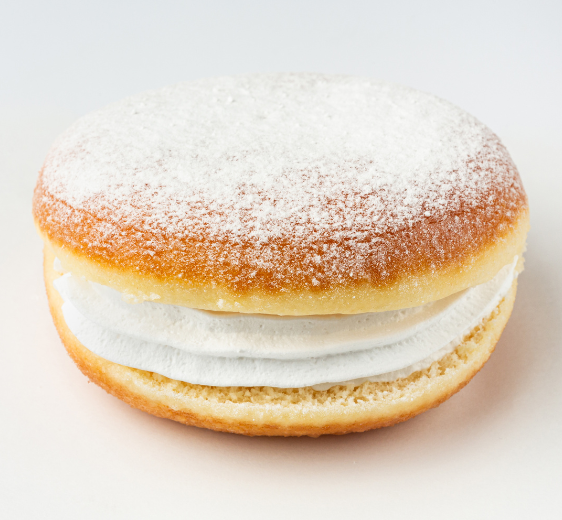 bola_de_berlim_chantilly_by_berlimanddoughnuts