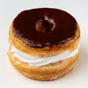 crots_eclair_by_berlimanddoughnuts