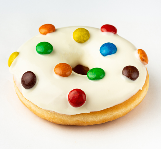 m&ms_white_doughnut_by_berlimanddoughnuts