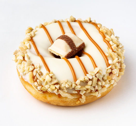 white_chocolate_and_nuts_doughnut_by_berlimanddoughnuts